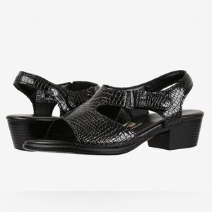 SAS Black Croc-Patterned Women's Sandals 11.5 W new no box